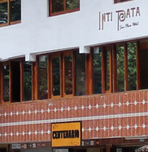 Fachada do hotel Inti Pata